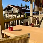 Sunny 100 Sqm Family With Alpine Views Appartamento