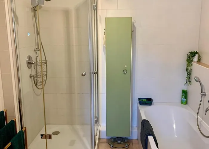 Sunny 100 Sqm Family With Alpine Views 公寓